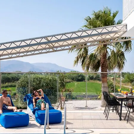 וילה Santo Villa, A Riveting Group Sanctuary! Paralia Kourna