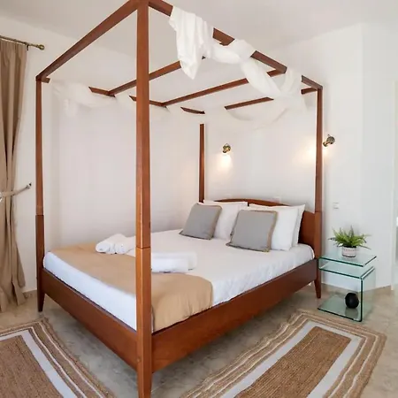 Santo Villa, A Riveting Group Sanctuary! * Paralia Kourna